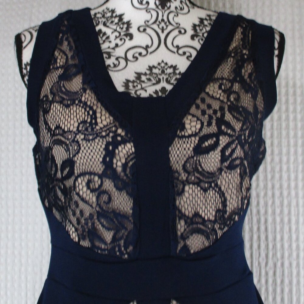 CANDALITE Petite Party Dress NWT Size Medium - Picture 4 of 9